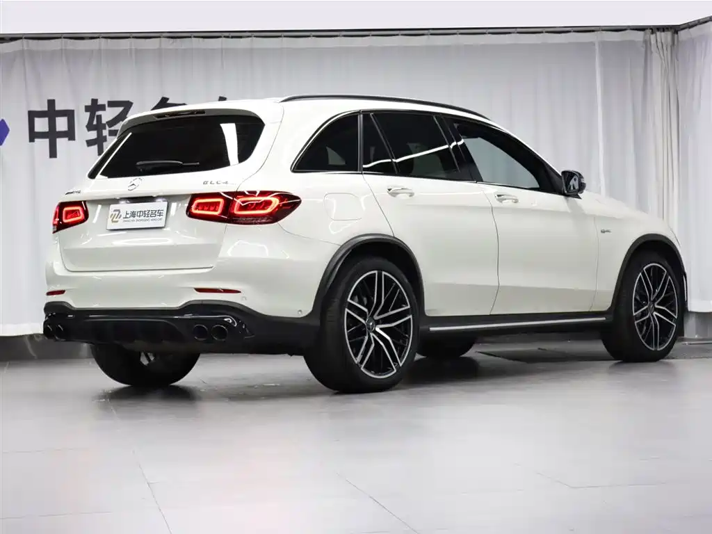 MERCEDES-BENZ GLC AMG