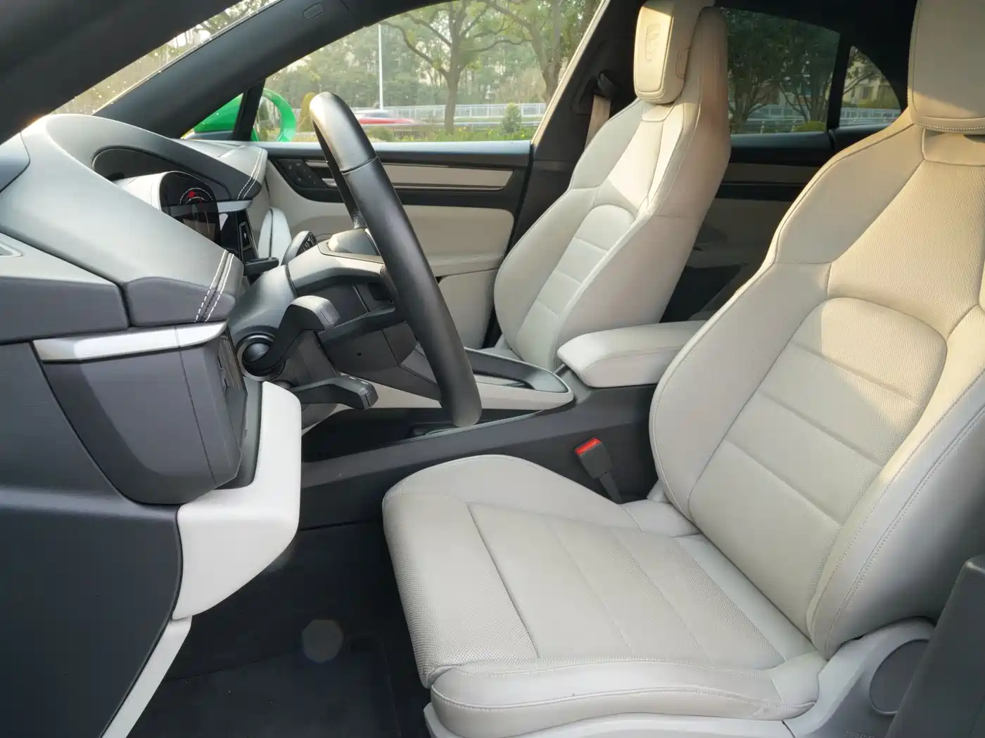 PORSCHE MACAN NEW ENERGY