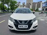 Фото 2 - Nissan Tiida