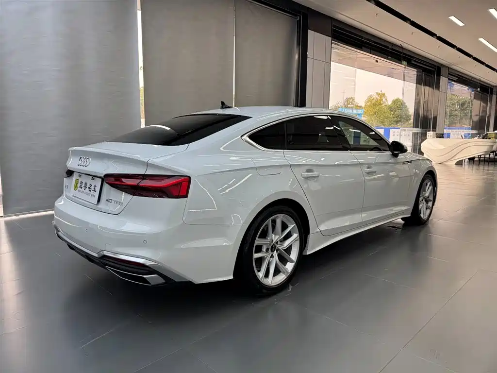 Audi A5 (Import) 2022 Sportback 40 TFSI Fashion Dynamic фото 6