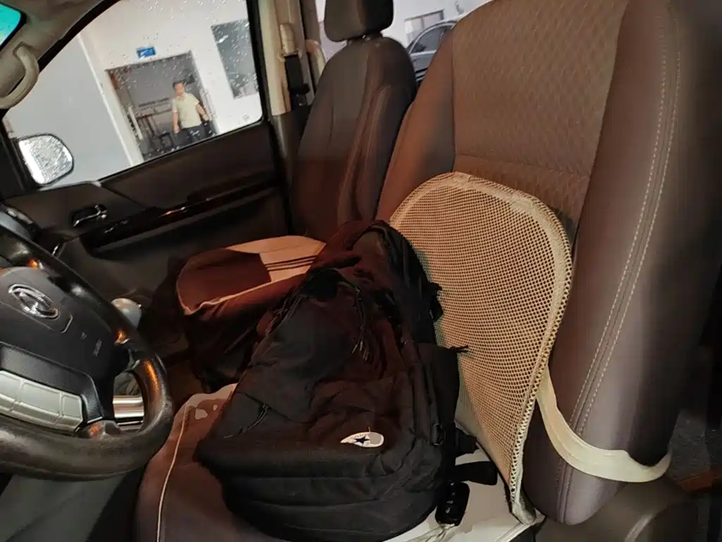 Dongfeng Fengxing Fengxing CM7 2015 2014 2.4L Manual Business Edition