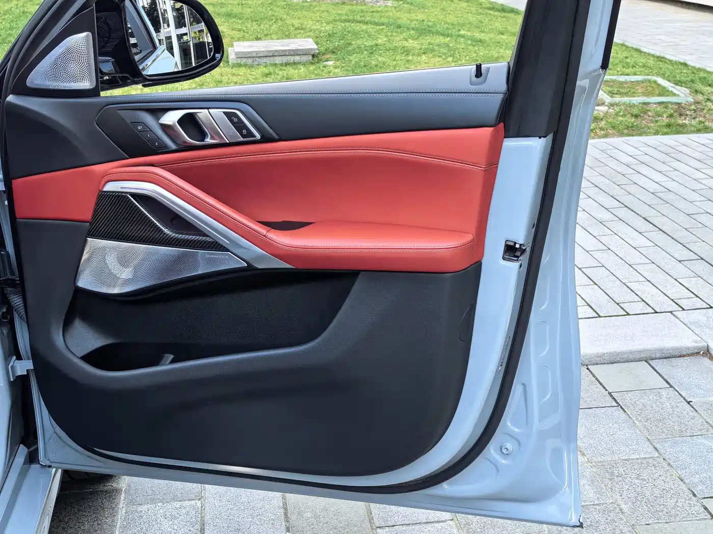 BMW X6 M 2023 Model X6 M Thunder Edition фото 15