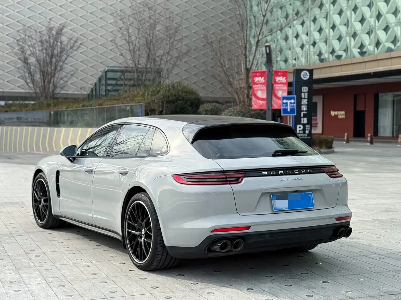 Porsche Panamera 2017 Panamera 4 Sport Turismo 3.0T фото 20
