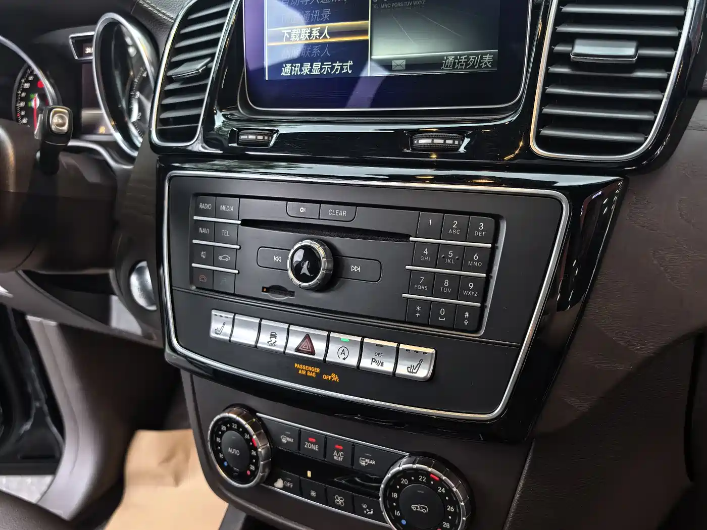 Mercedes-Benz GLE 2017 GLE 400 4MATIC фото 28