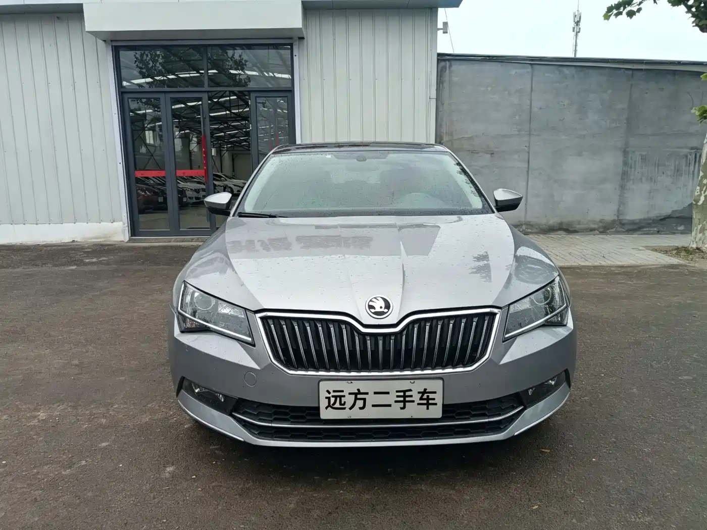 Škoda Superb 2016 TSI280 DSG Pioneer Edition фото 2