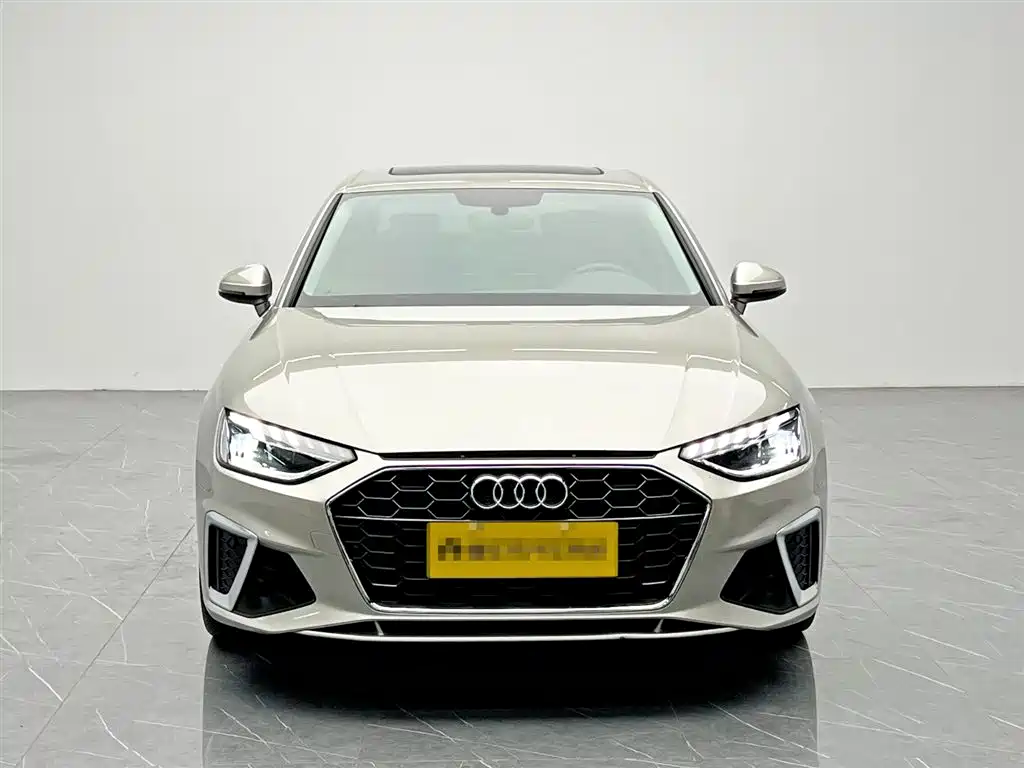 Audi A4L 2020 40 TFSI Fashion Dynamic Edition фото 2