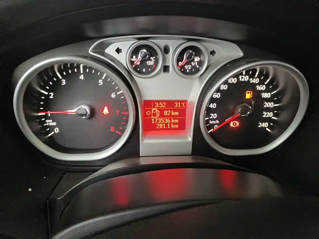 Фото 4 - Ford Focus
