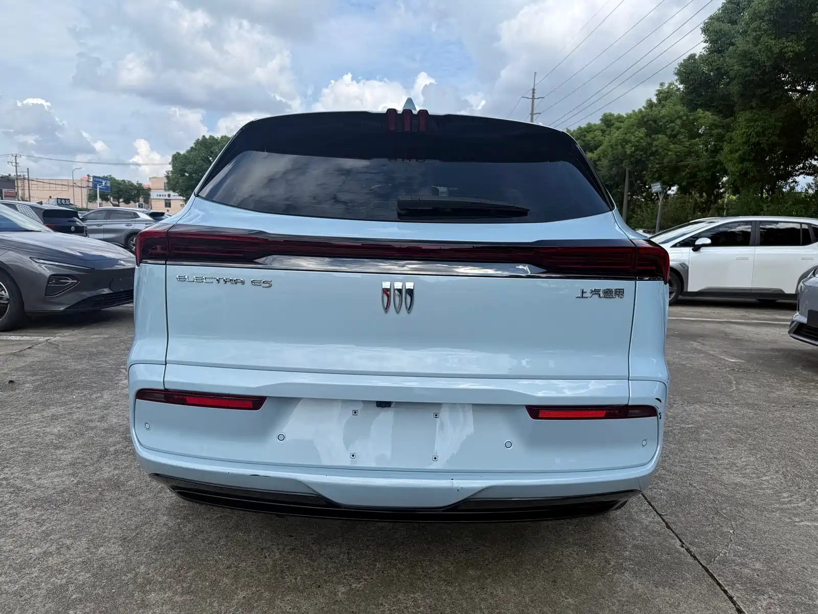 Фото 7 - Buick E5