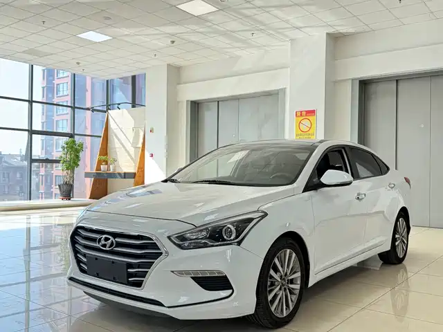 hyundai name-picture