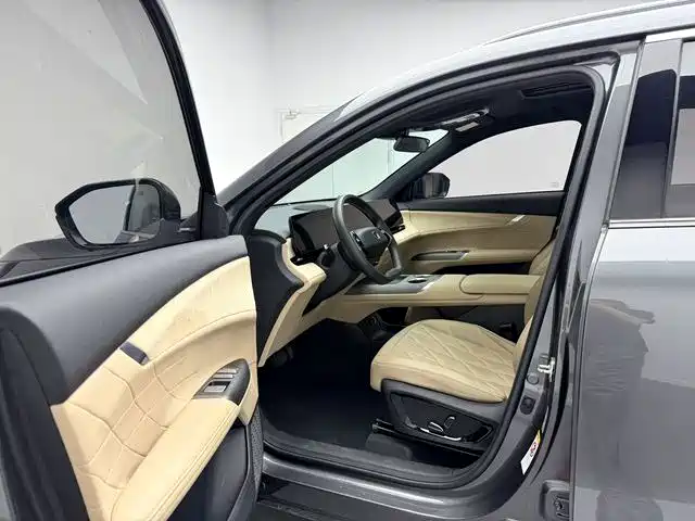 Фото 13 - Changan CS75 PLUS