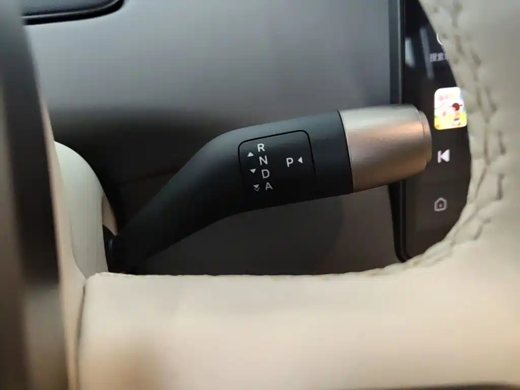 Li Auto i6 2025 2025 2WD Base Model