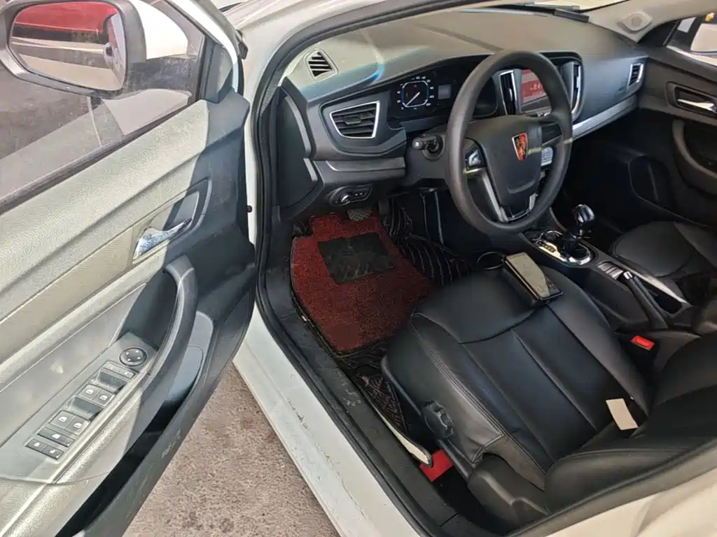Roewe 360 2015 2015 1.5L Automatic Luxury