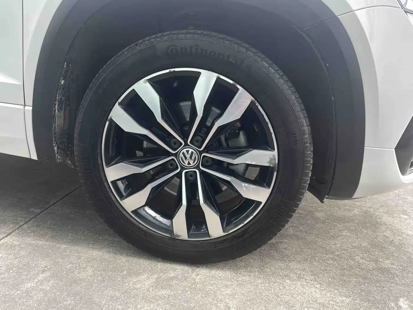 Volkswagen Tharu 2021 Model 280TSI 2WD R-Line фото 21