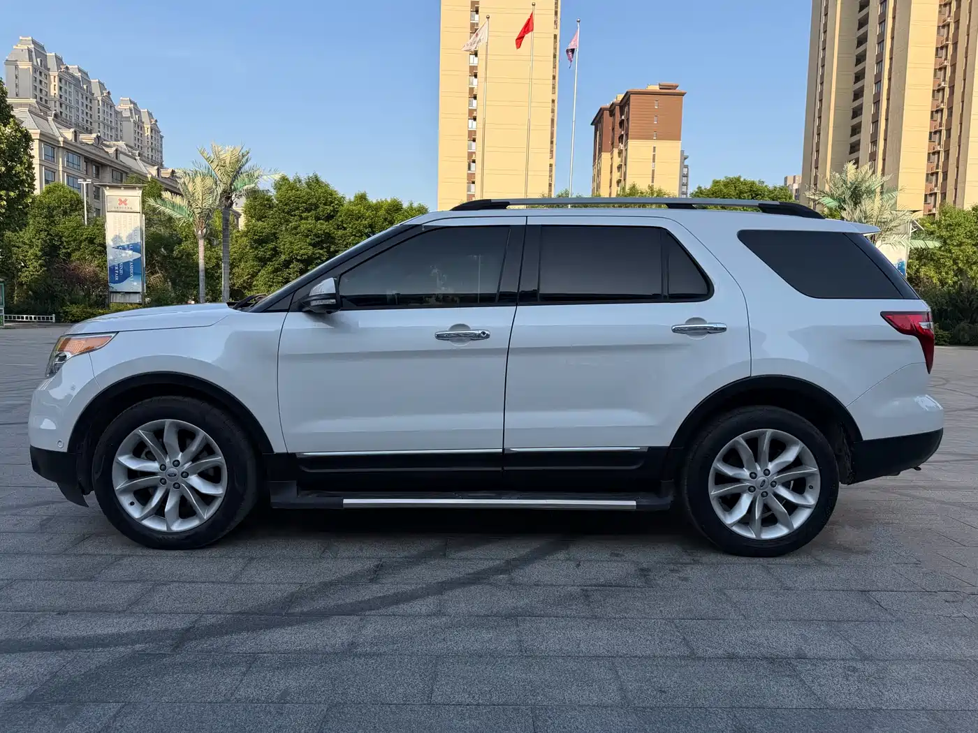 Ford Explorer (Import) 2014 2013 3.5L Premium Edition