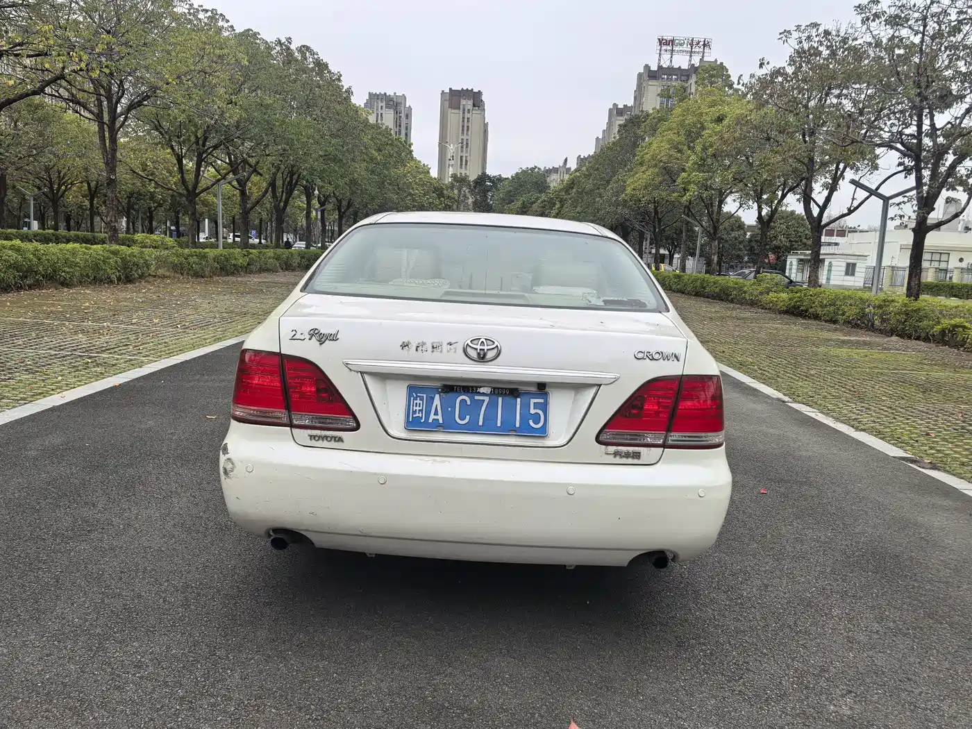 Toyota Crown 2007 2.5L Royal Leather Edition фото 6