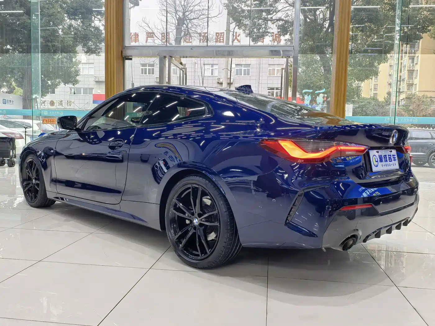 BMW 4 Series 2022 425i M Sport Shadow Night Package фото 5