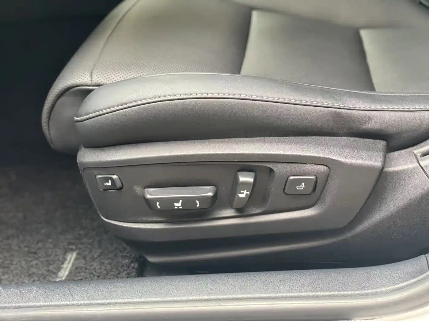 Lexus ES 2014 250 Elite Edition фото 16