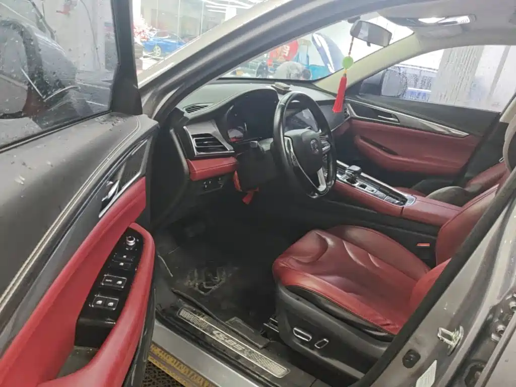 Photo 16 - Changan CS85