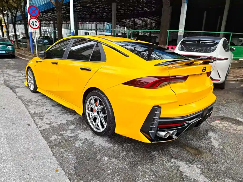 GAC Trumpchi Trumpchi Emkoo 2022 270T DCT J16 R-style Track Edition фото 17