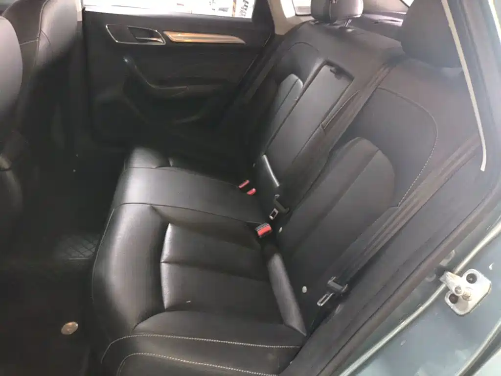 Roewe i6 2018 2018 20T Automatic Flagship Edition