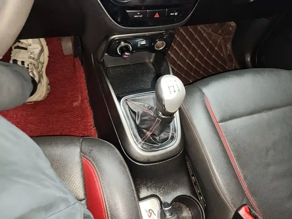 Changan CS15 2017 2016 1.5L Manual Fashion