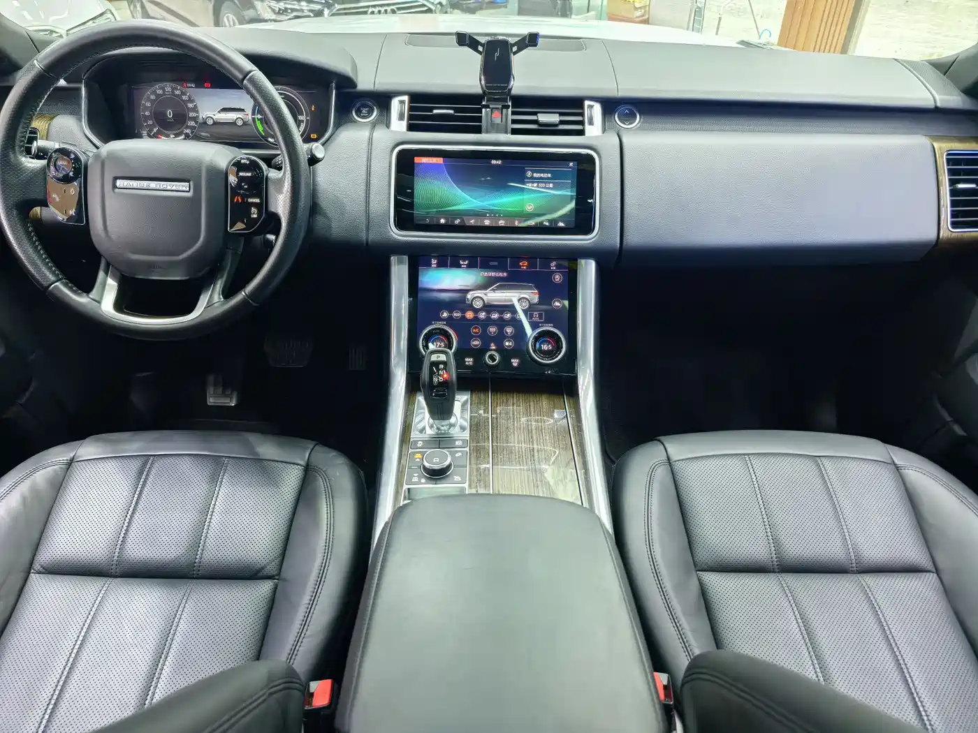 Land Rover Range Rover Sport PHEV 2018 Model P400e фото 7