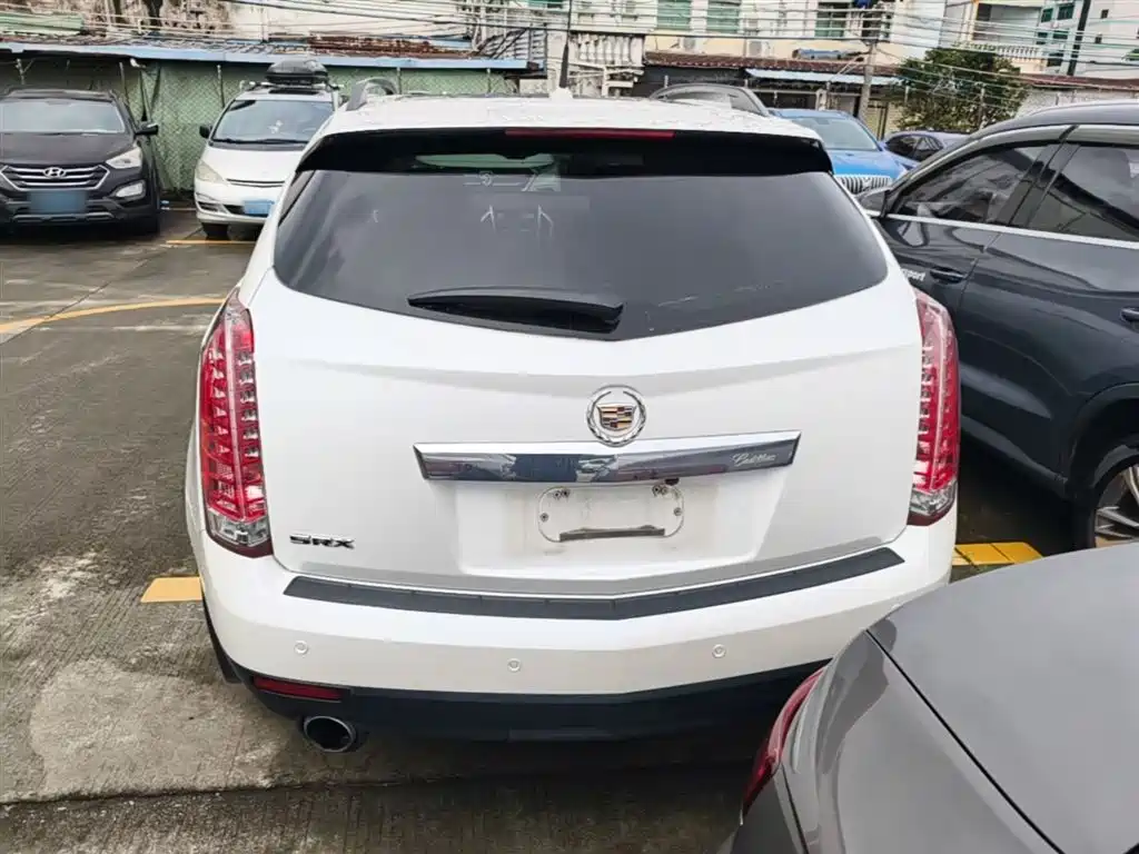 Cadillac SRX 2015 3.0L Comfort фото 6