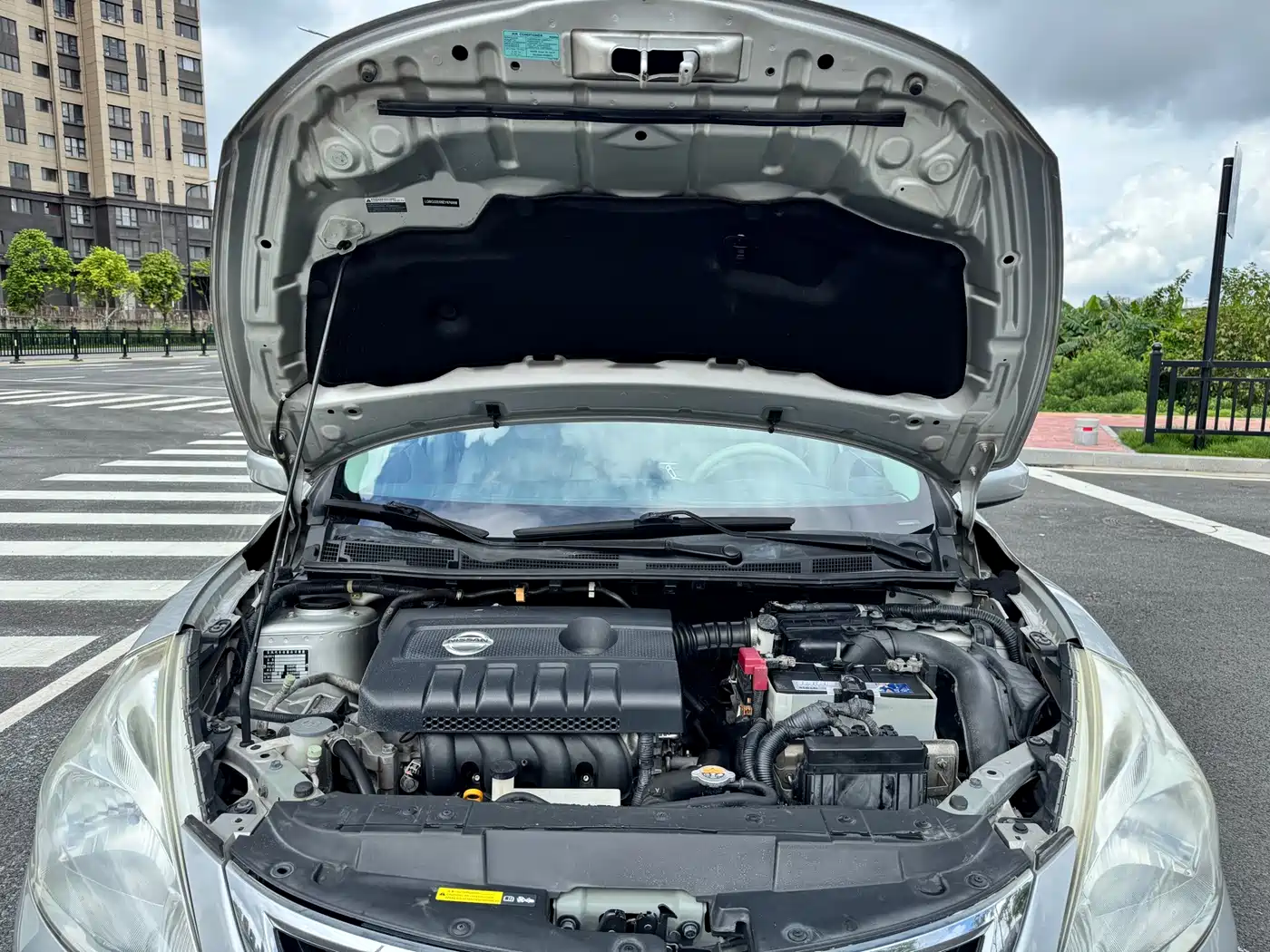 Фото 9 - Nissan Tiida