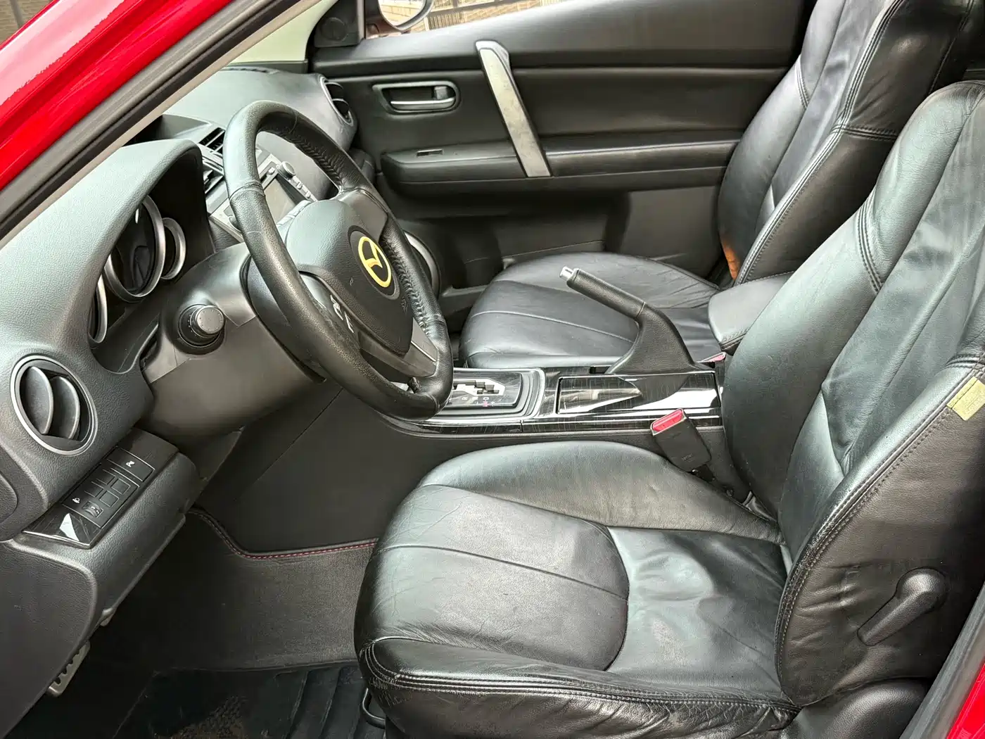 Mazda Ruiyi 2012 2012 Coupe 2.0L Auto Luxury