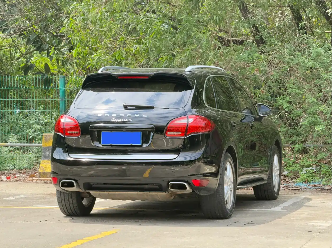 Porsche Cayenne 2011 Cayenne S 4.8L фото 18
