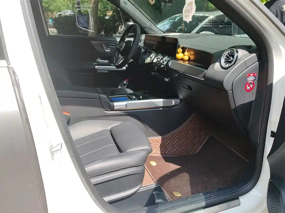 Mercedes-Benz GLB 2024 Facelift GLB 220 Style фото 8