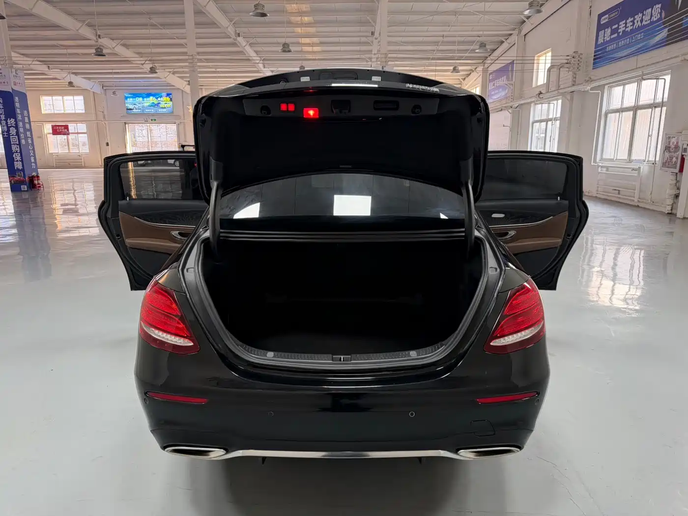 Mercedes-Benz E-Class 2019 Facelift E 300 L Sport Fashion фото 16
