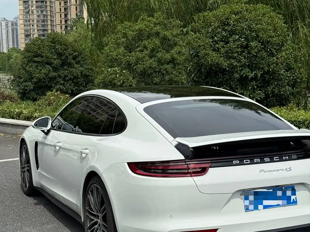 Porsche Panamera 2017 Panamera 3.0T фото 5