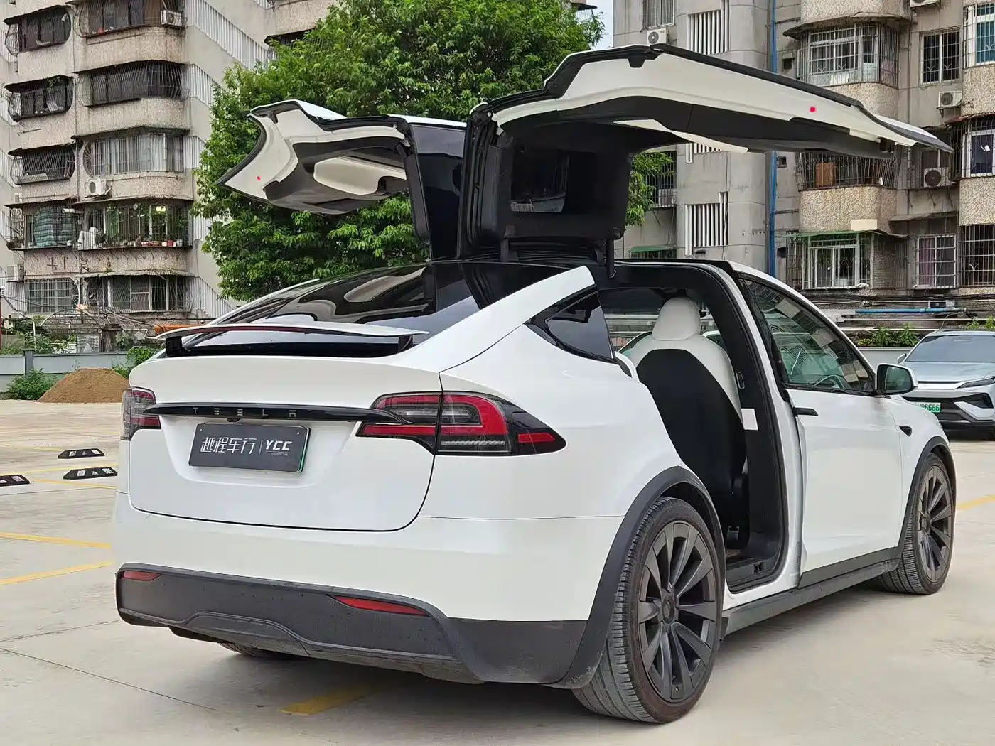 Tesla Model X 2023 2023 Dual Motor All-Wheel Drive Edition