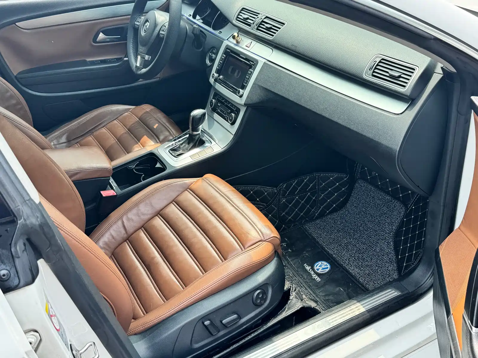 Фото 10 - Volkswagen CC