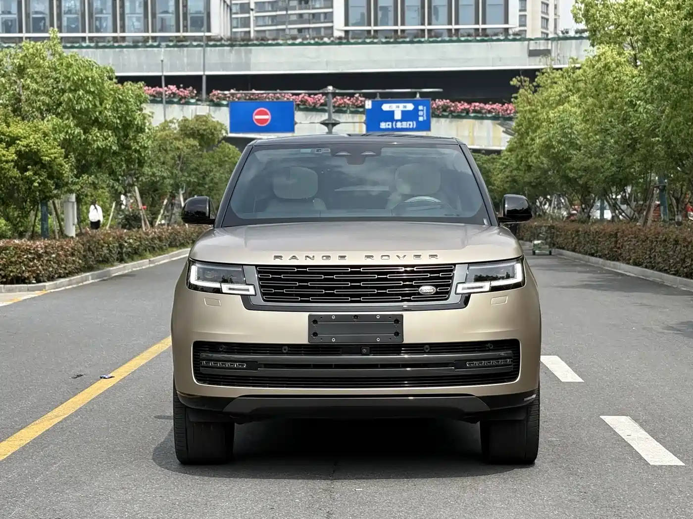 LAND ROVER RANGE ROVER