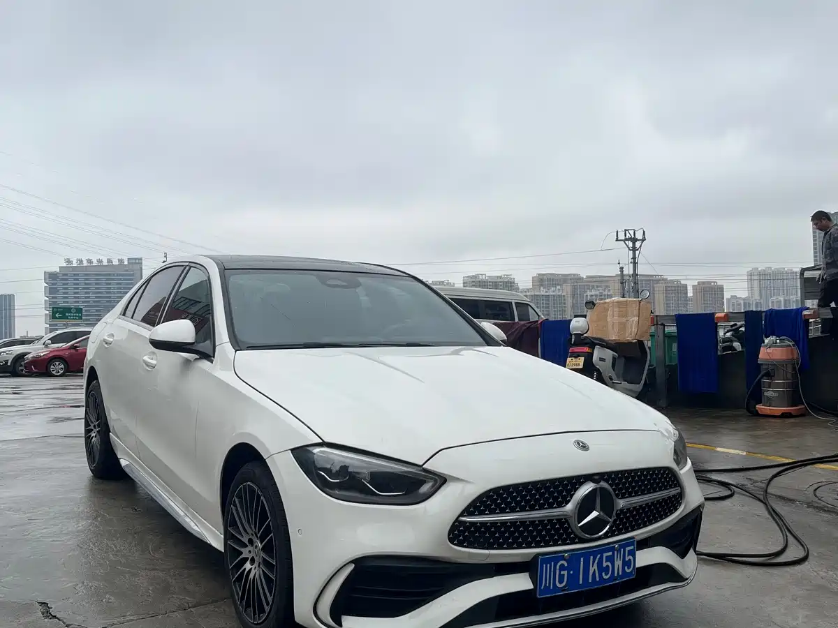 MERCEDES-BENZ CLASS C