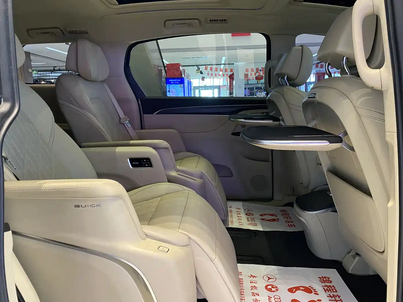 Buick GL8 2023 ES Landmaster Luxury фото 14