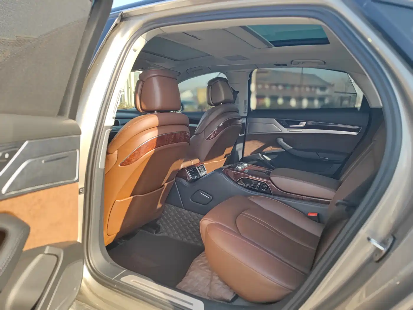Audi A8 2012 A8L 45 TFSI quattro Luxury фото 11