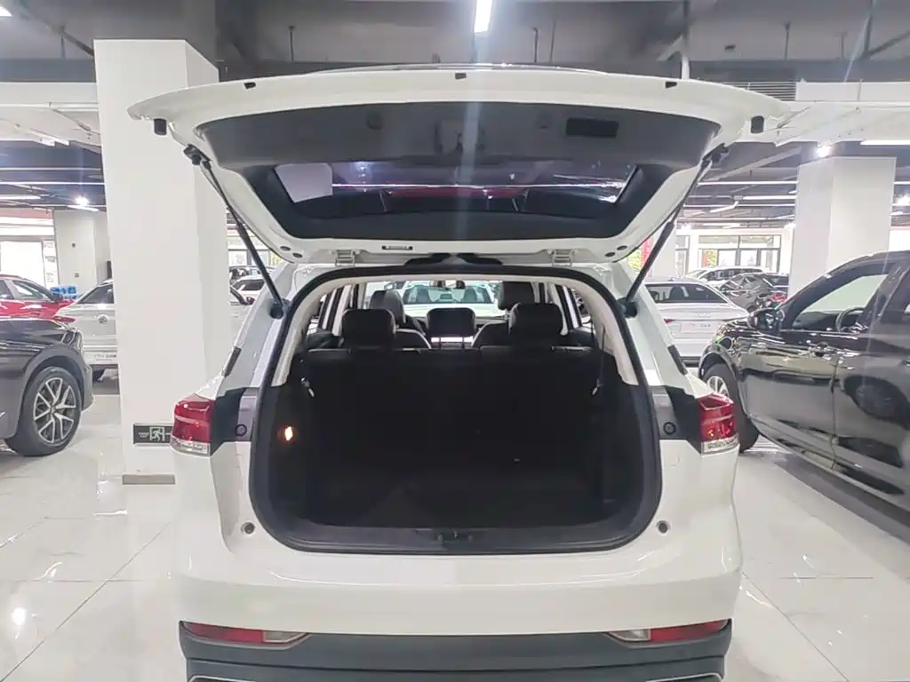 Changan Oshan X7 PLUS 2022 2022 Model Year 1.5T Blue Whale Edition Auto Premium 7-Seater