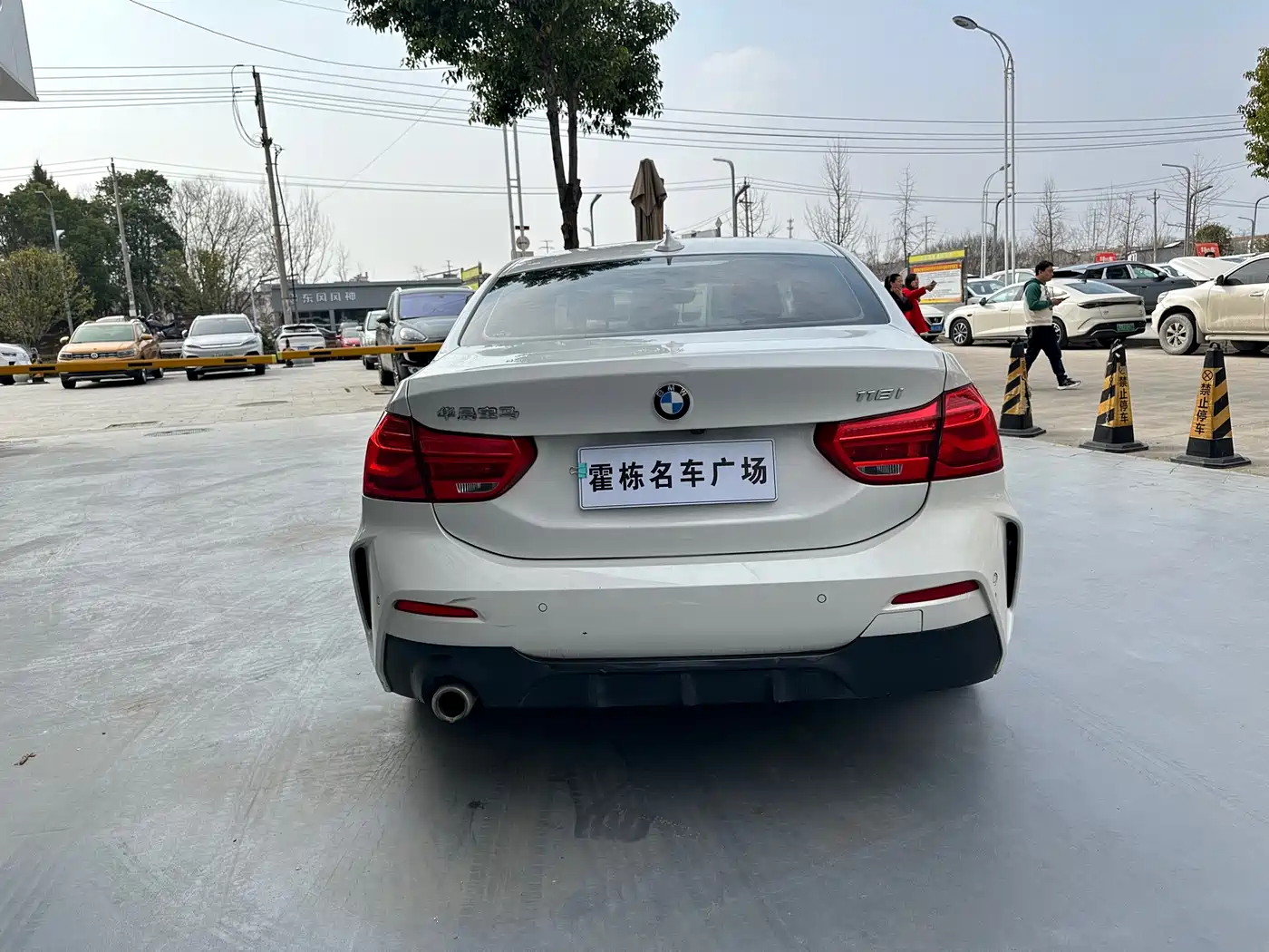 BMW 1 Series 2019 118i M Sport Package фото 6