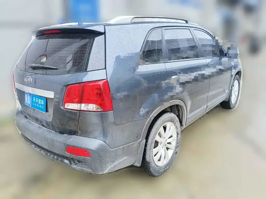 Photo 2 - Kia Sorento