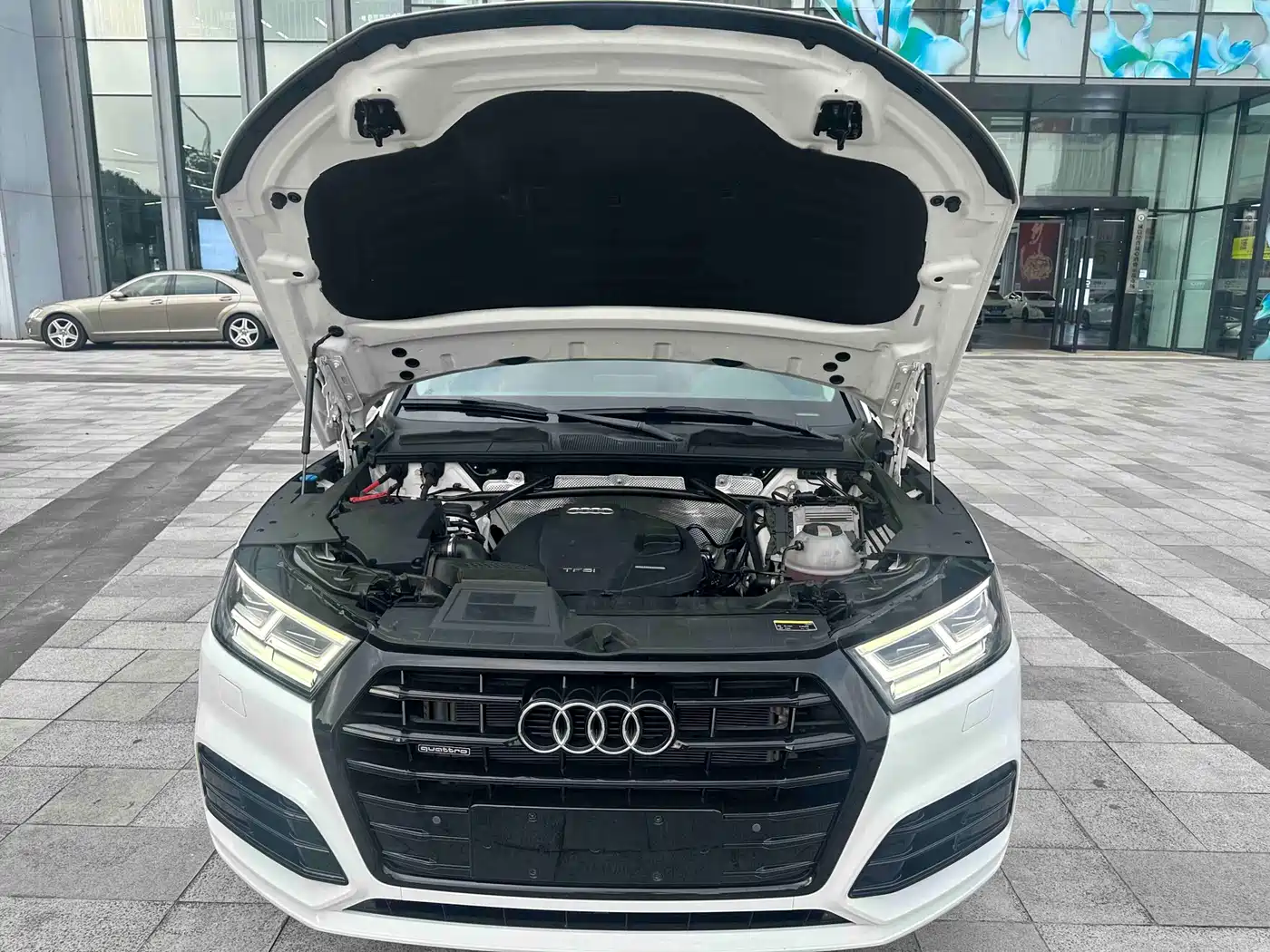 Audi Q5L 2018 2018 40 TFSI Prestige Fashion (China V)