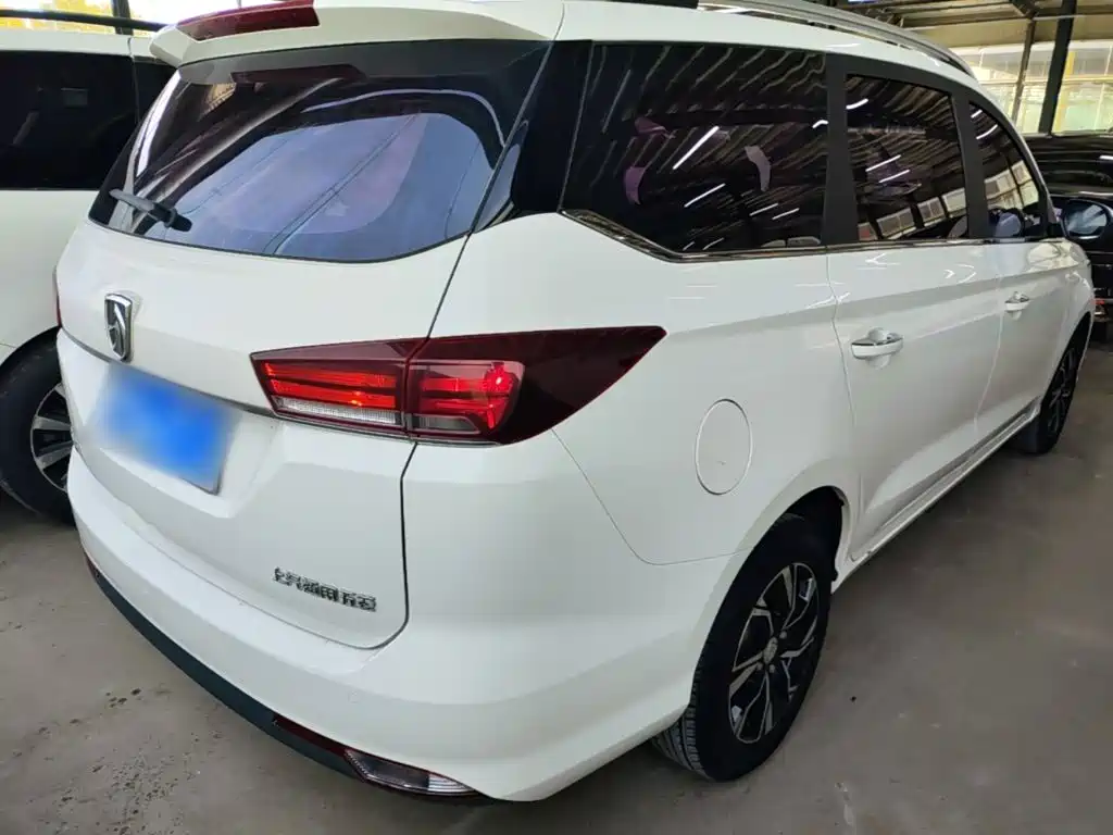 Photo 7 - Baojun 360