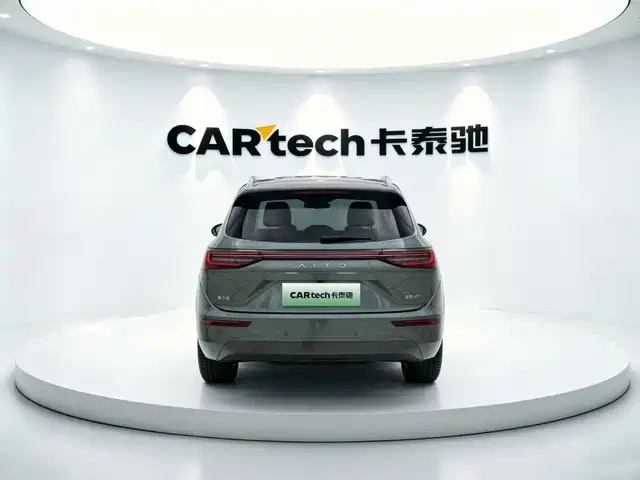 AITO Wenjie AITO M7 2024 1.5T RWD Plus 5-Seater — фото 3