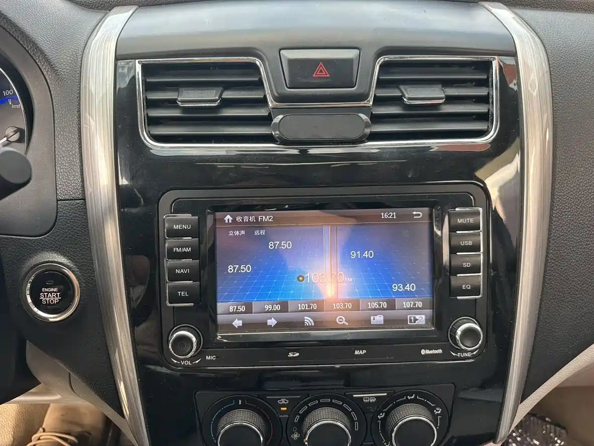 Dongfeng Fengxing Fengxing S500 2016 2016 1.6L CVT Premium