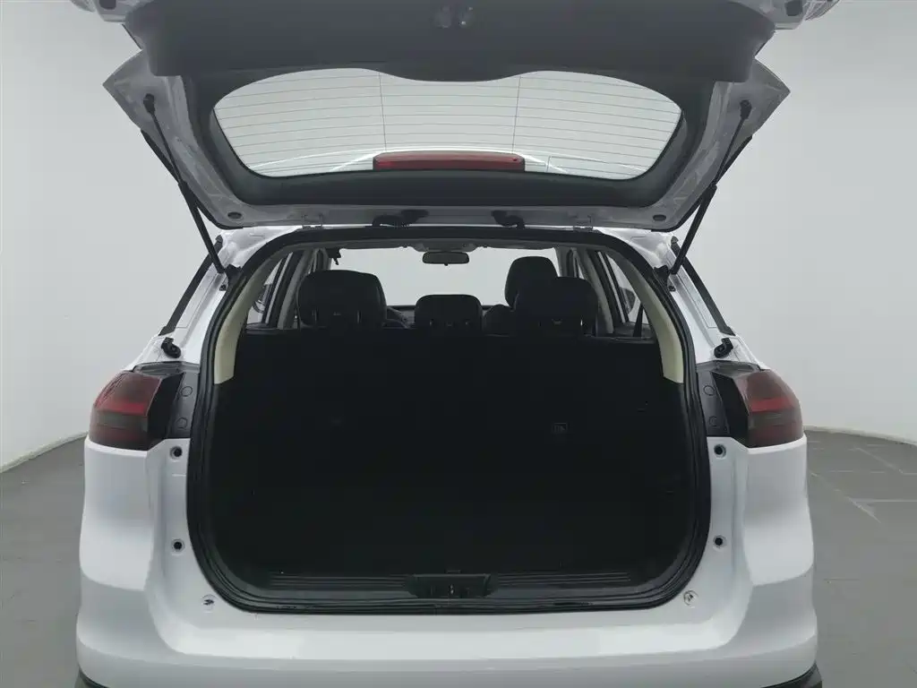 GEELY AUTOMOBILE BOYUE