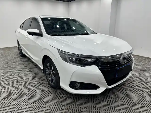 Honda Crider 180Turbo CVT, Люкс