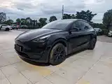 صورة 1 - Tesla Model Y