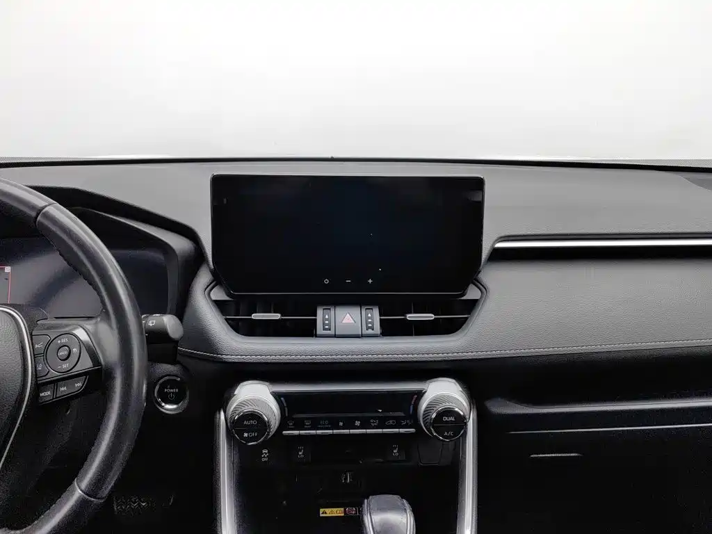 Photo 12 - Toyota RAV4